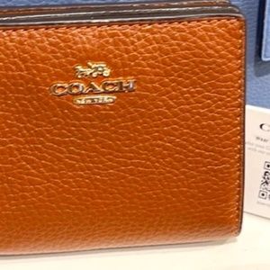 COACH - Authentic (NEW) Snap Wallet